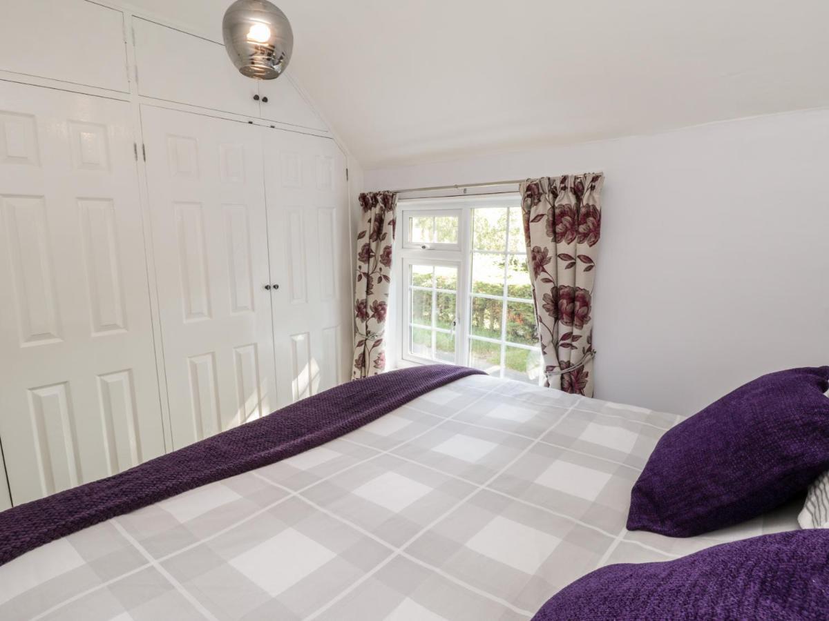Parva Villa Middlesbrough Exterior photo